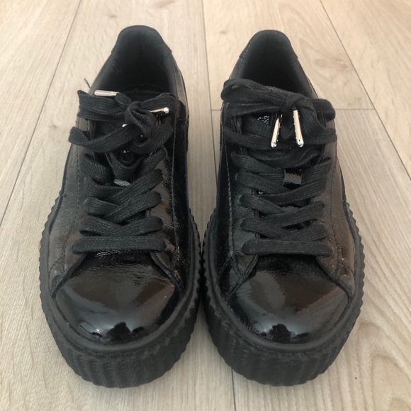 NWOT Fenty by Rihanna X Puma sneakers - Picture 4 of 5